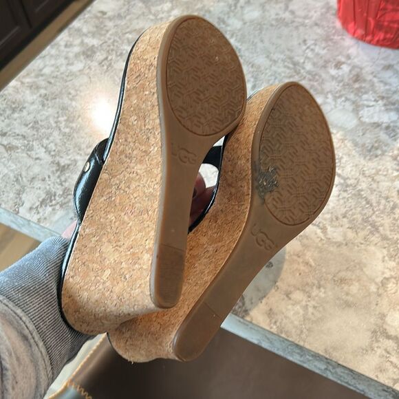 EUC UGG Wedge Sandal (size 9.5) - Picture 5 of 7